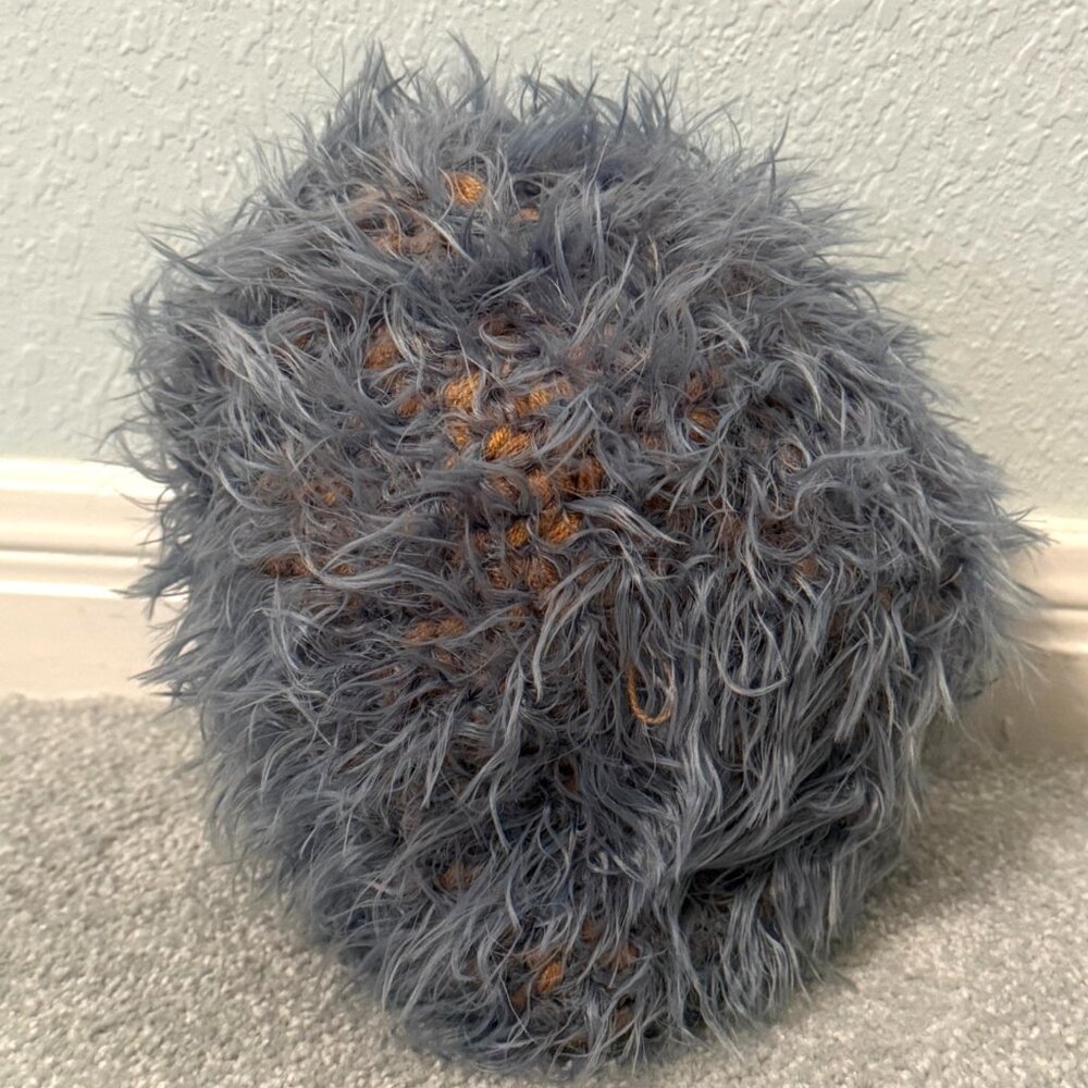 Neve Womens Furry Fuzzy Light Blue Hat Patagonia Chile Hand Made Ski